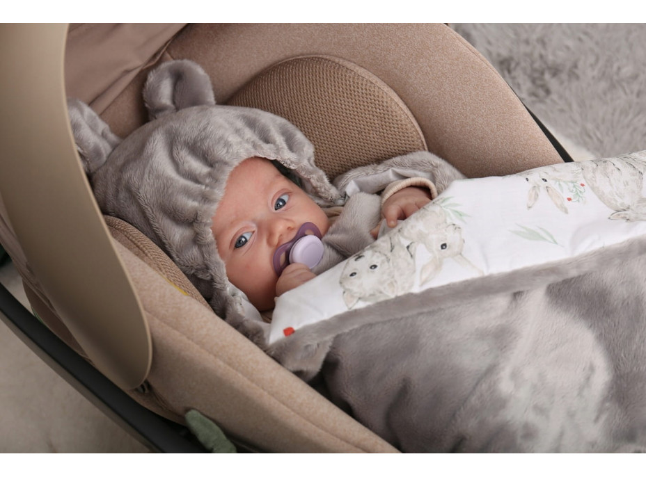 Plyšová zavinovačka s kapucí BABYMAM do autosedačky - Můj les/šedá