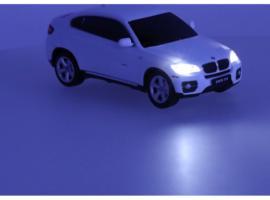 RC auto 1:24 BMW X6 - bílé