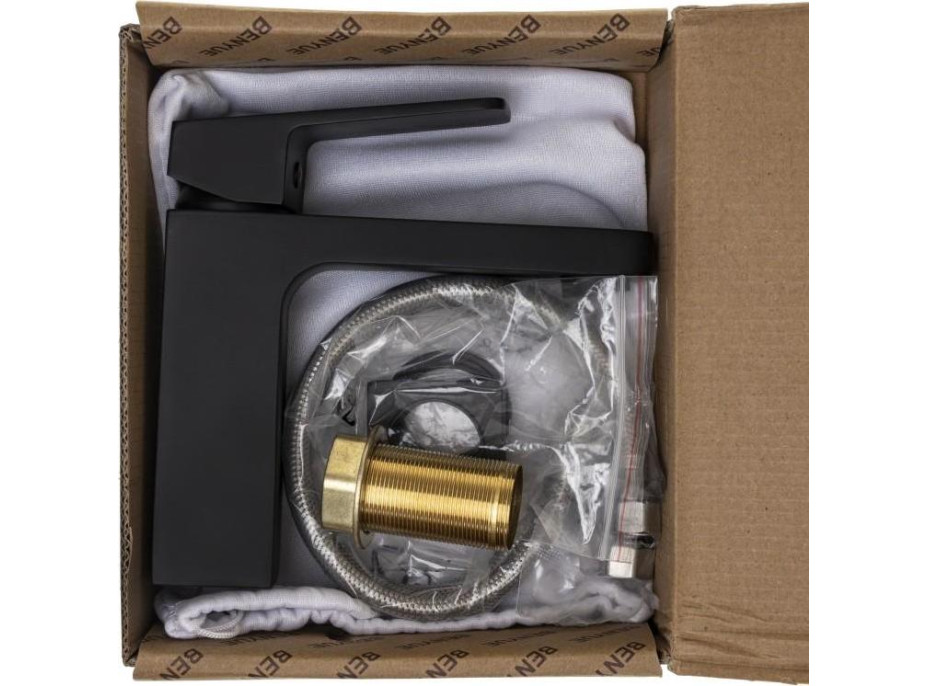 Umyvadlová baterie SARA - černá - nízká