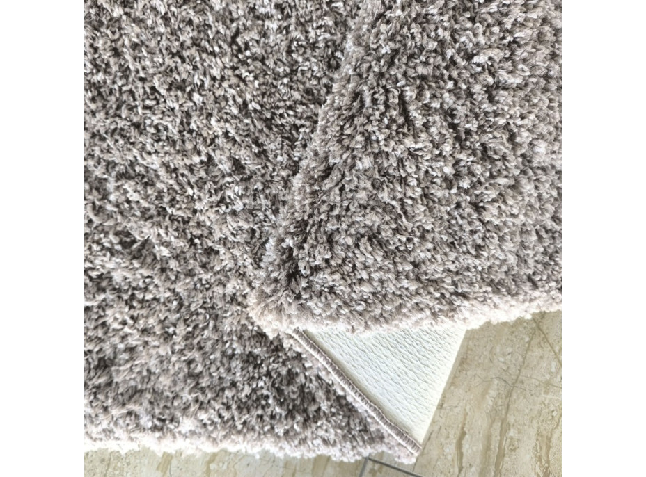 Moderní koberec SHAGGY CAMIL - latte