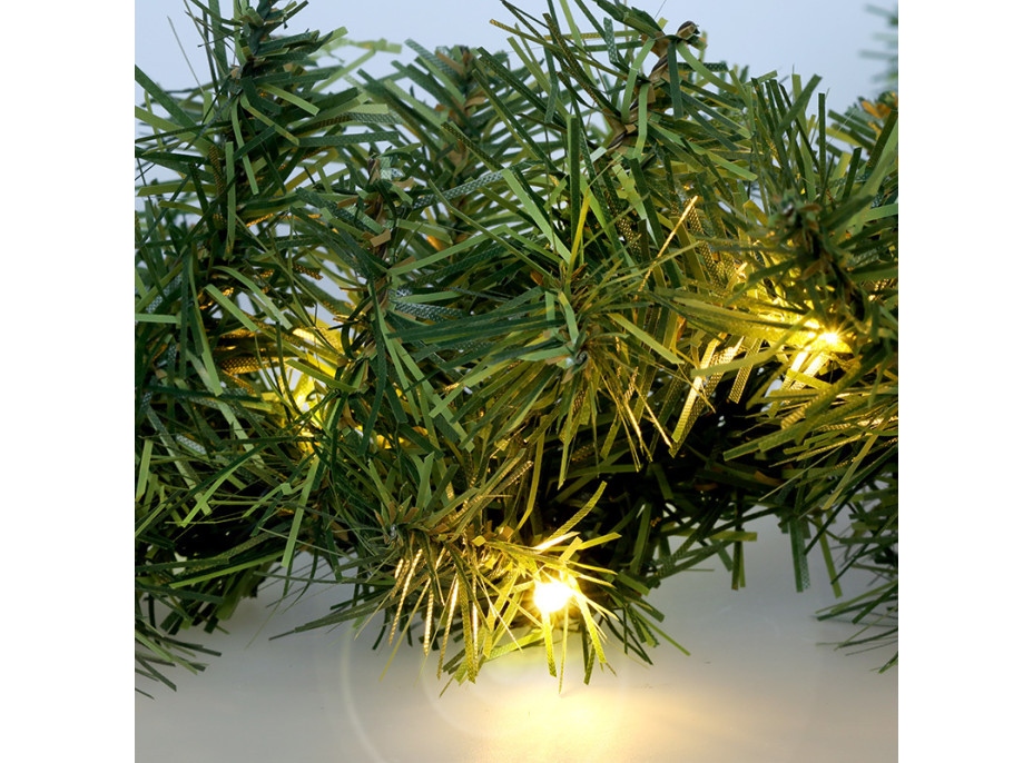 Solight LED vánoční girlanda s jehličím, 7m, 112x LED, časovač, 230V, IP44