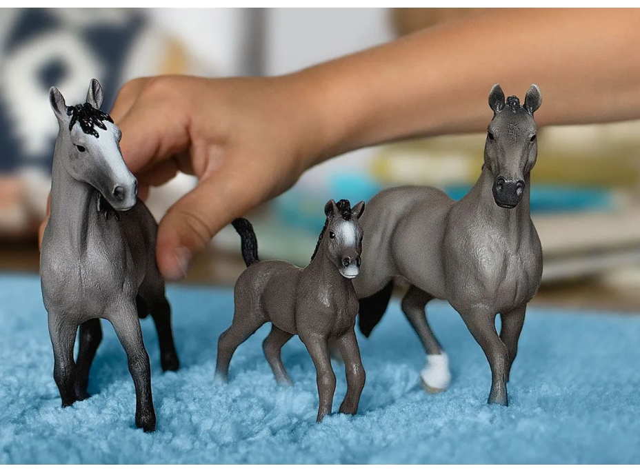 SCHLEICH Horse Club® 13955 Kůň Selle Français - klisna