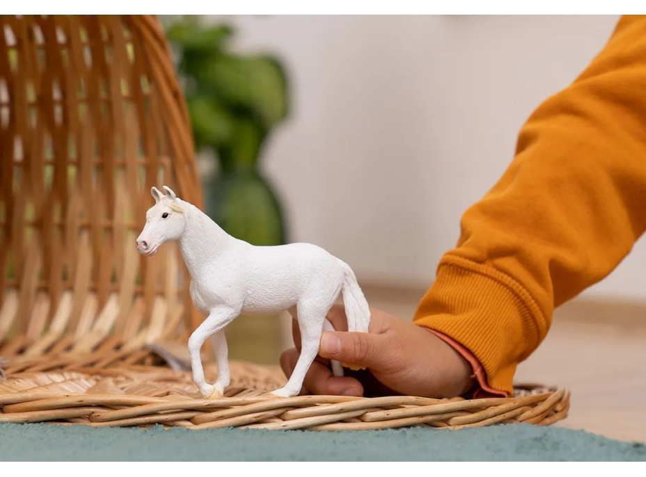 SCHLEICH Horse Club® 13959 Kůň Camarillo - klisna