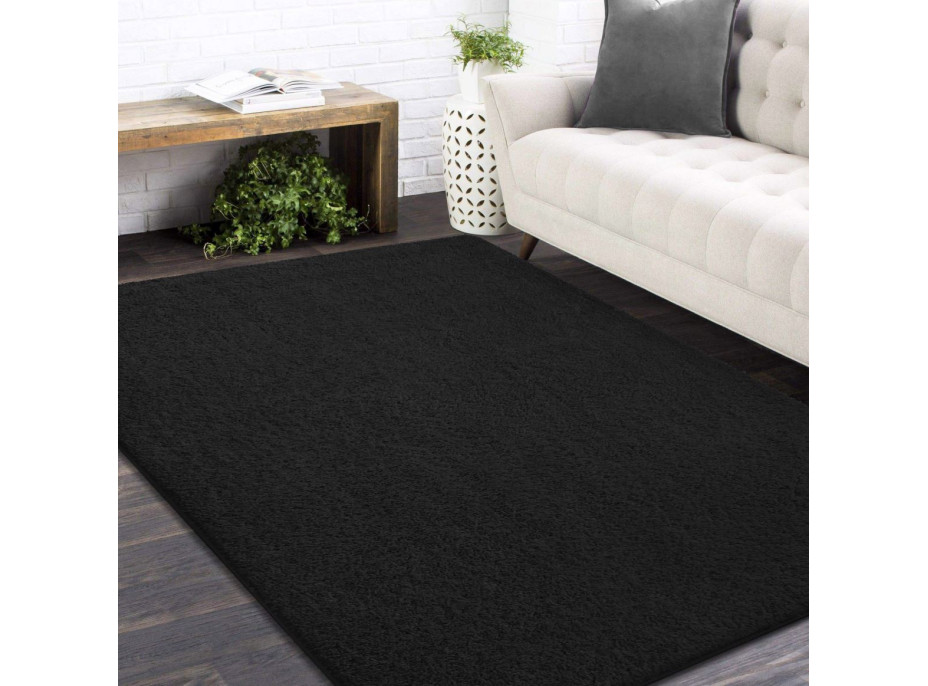 Moderní koberec SHAGGY CAMIL - černý, 200x290 cm