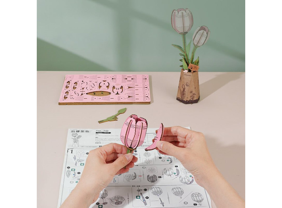 ROBOTIME Rowood 3D dřevěné puzzle Růžové tulipány 72 dílků