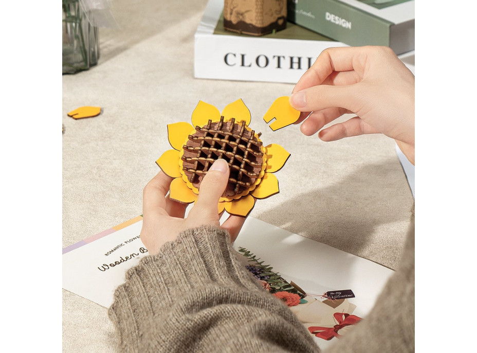 ROBOTIME Rowood 3D dřevěné puzzle Slunečnice 86 dílků