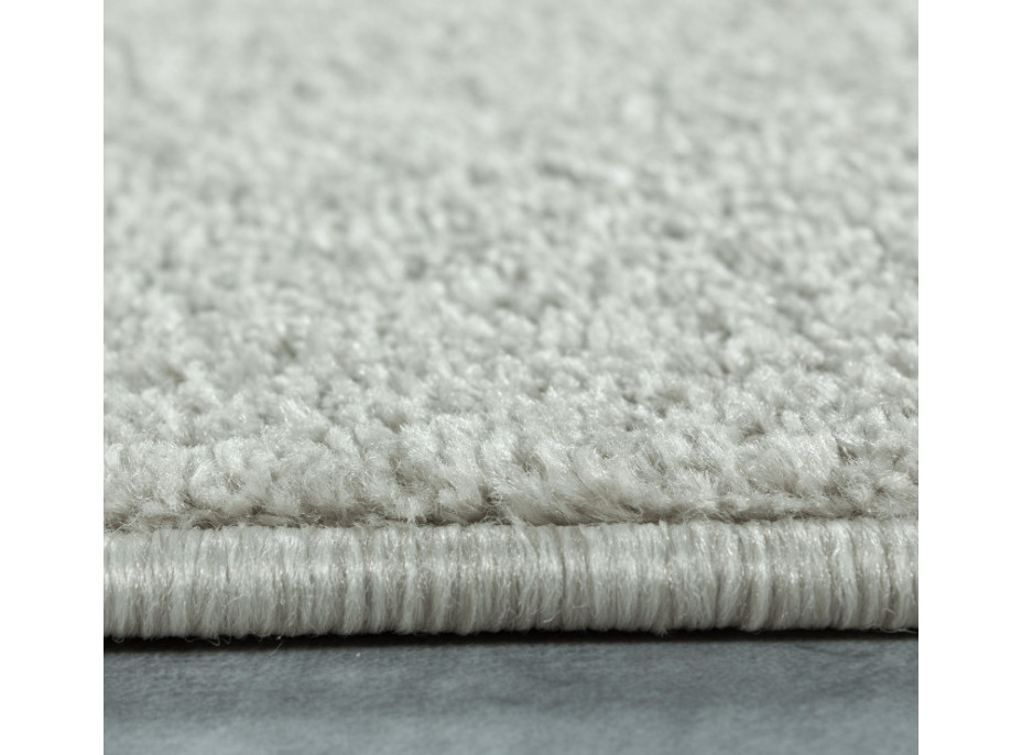 Kusový koberec Ata 7000 cream, 140x200 cm