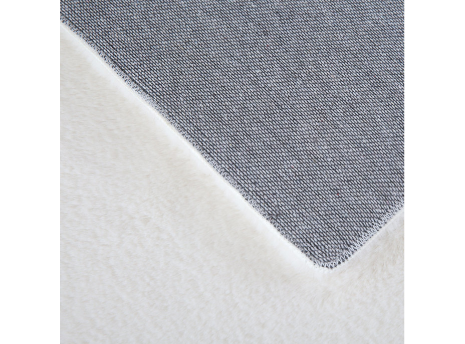 Kusový koberec Pouffy 5100 Cream kruh