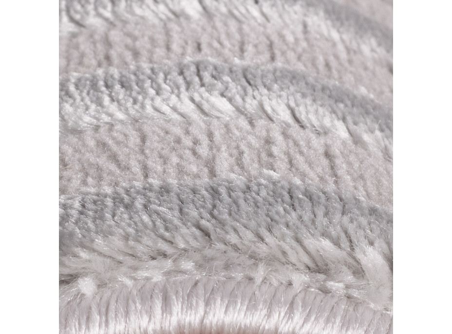 Kusový koberec Sahara 1114 Silver