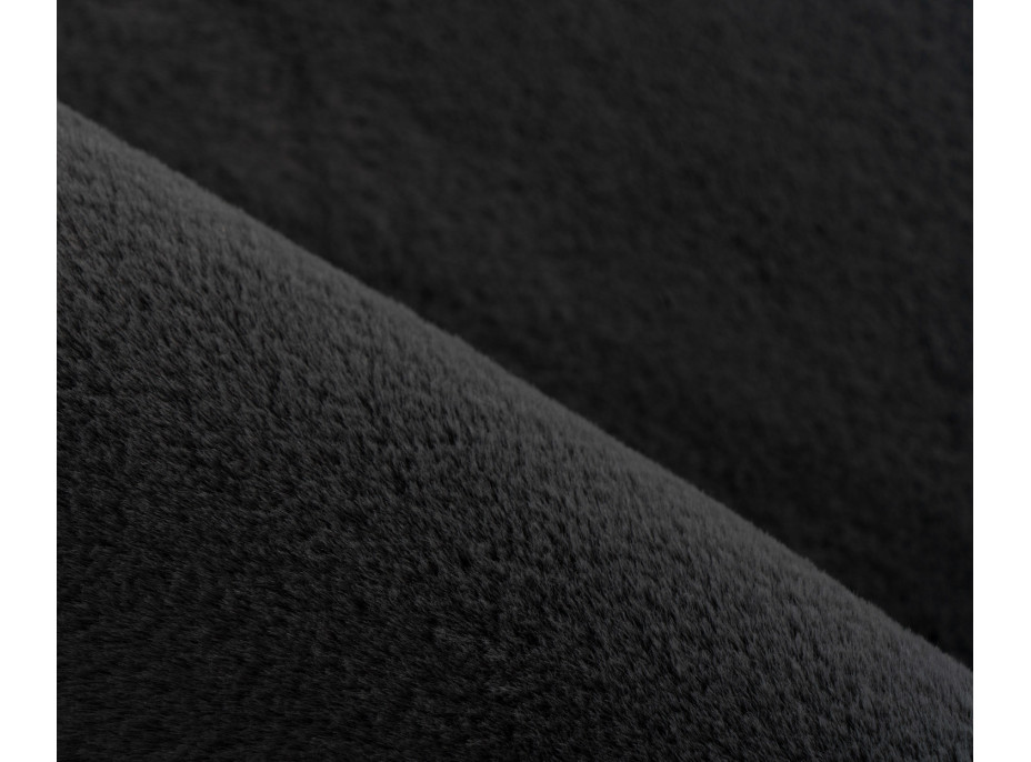 Kusový koberec Pouffy 5100 Black