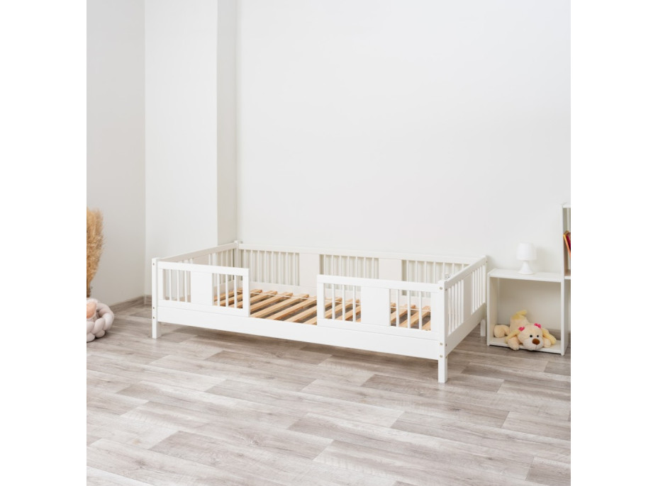 Dětská postel z masivu borovice LUNA 10 - 200x90 cm