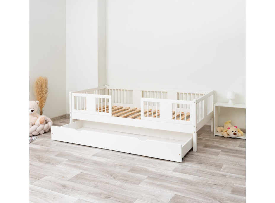 Dětská postel z masivu borovice LUNA 20 - 180x80 cm