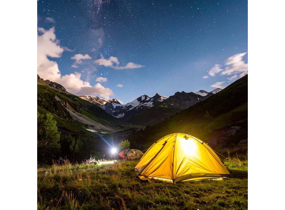 Solight LED nabíjecí svítilna s displayem, 200lm, zoom, Li-Ion