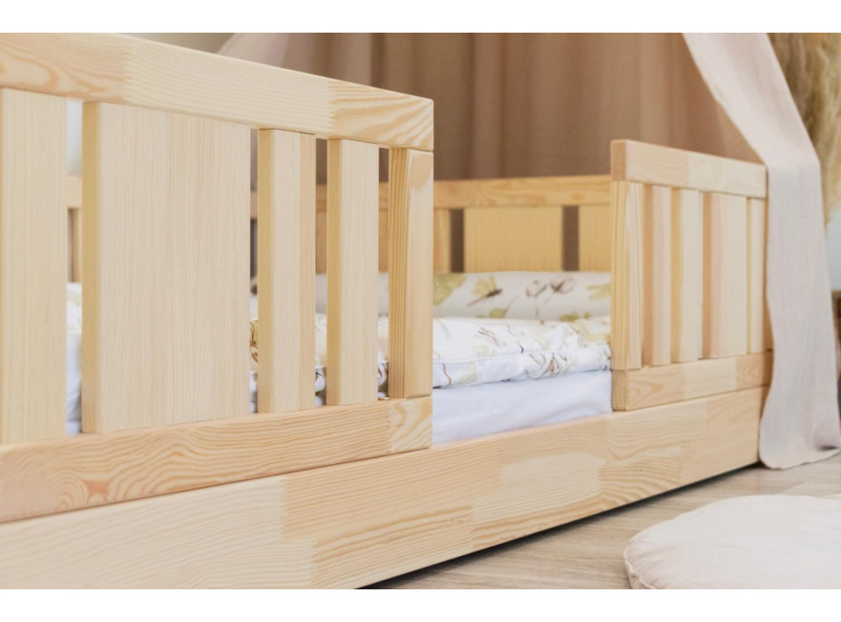 Dětská Montessori postel z masivu borovice NIKO - 160x80 cm