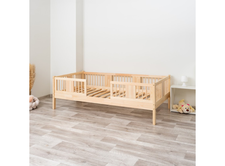 Dětská postel z masivu borovice LUNA 20 - 200x90 cm