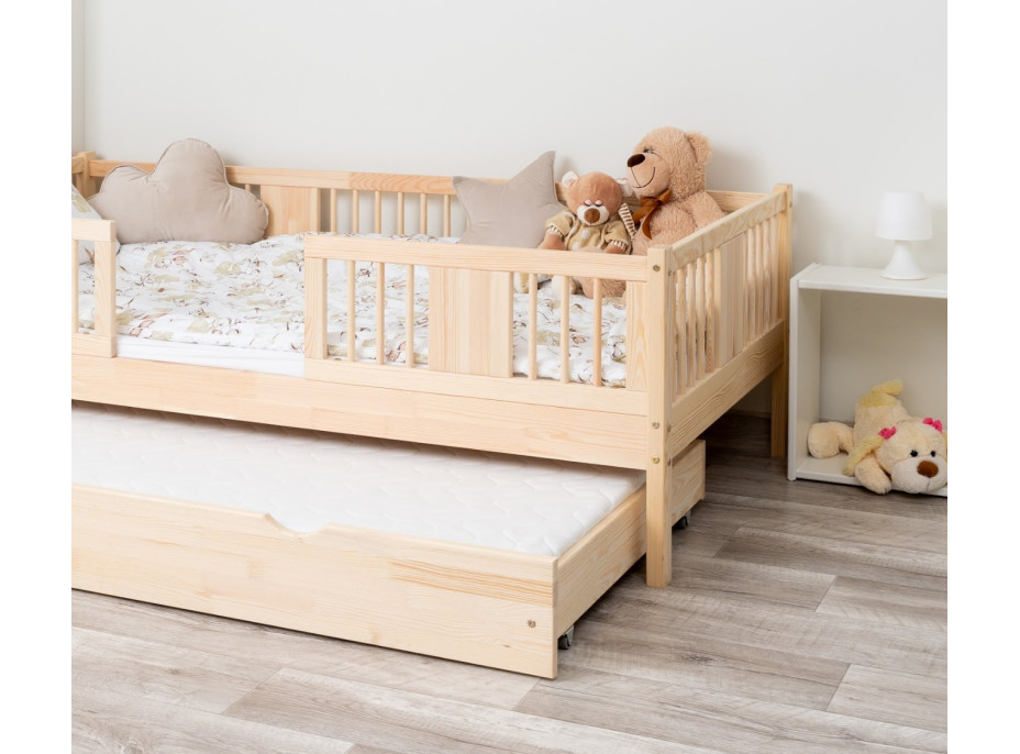 Dětská postel z masivu borovice LUNA 20 - 200x90 cm