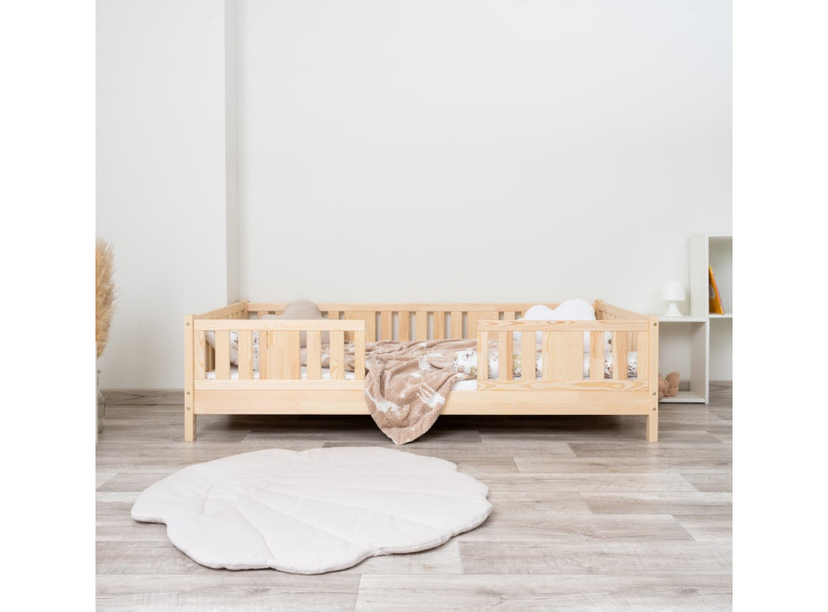 Dětská postel z masivu borovice NIKO 10 - 200x90 cm