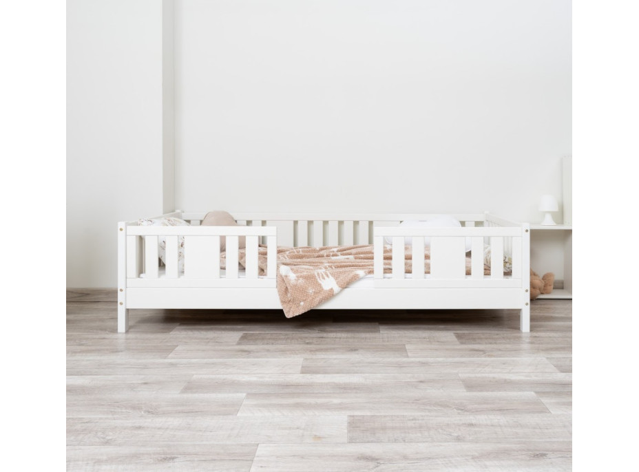 Dětská postel z masivu borovice NIKO 10 - 200x90 cm