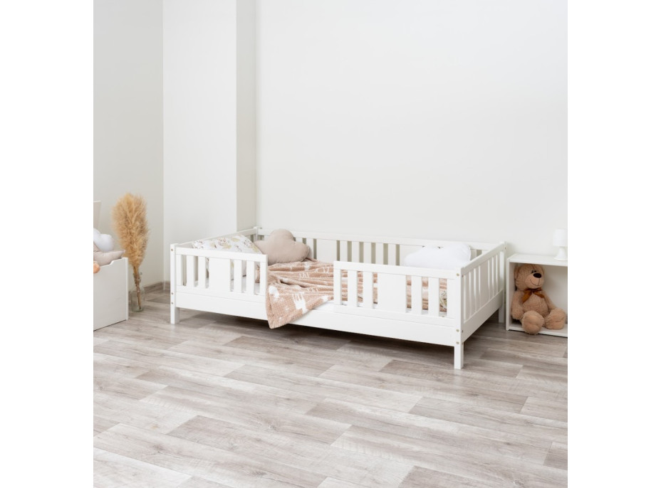 Dětská postel z masivu borovice NIKO 10 - 200x90 cm