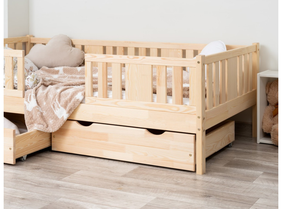 Dětská postel z masivu borovice NIKO 20 - 200x90 cm