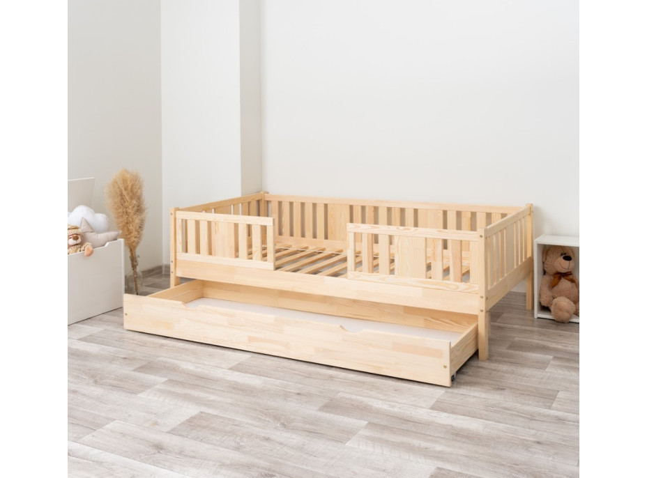 Dětská postel z masivu borovice NIKO 20 - 200x90 cm