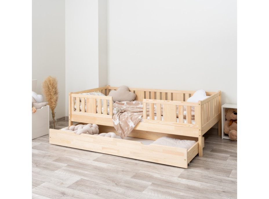 Dětská postel z masivu borovice NIKO 20 - 200x90 cm