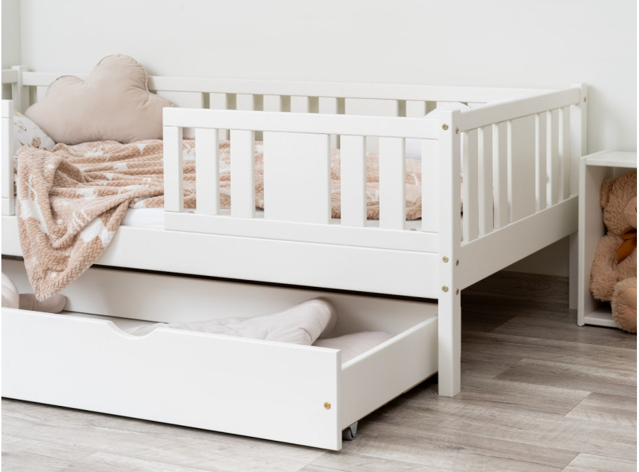 Dětská postel z masivu borovice NIKO 20 - 160x80 cm