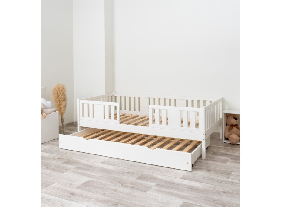 Dětská postel z masivu borovice NIKO 20 - 180x80 cm