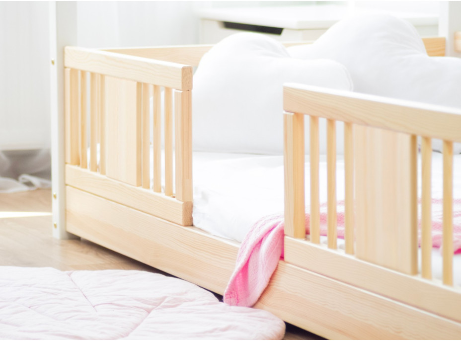 Dětská domečková Montessori postel z masivu borovice LUNA S - 190x90 cm