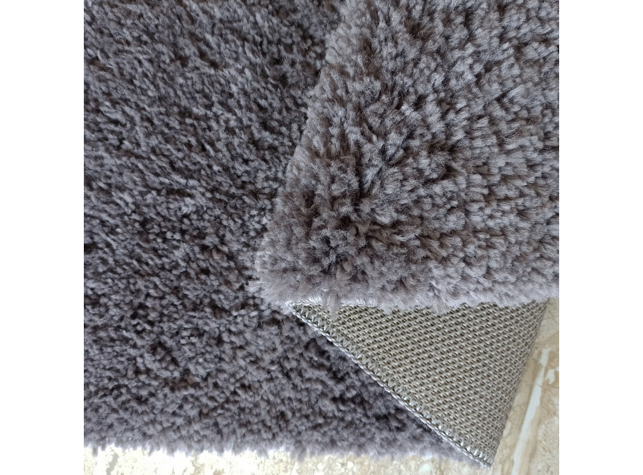 Moderní koberec SHAGGY CAMIL - tmavě šedý