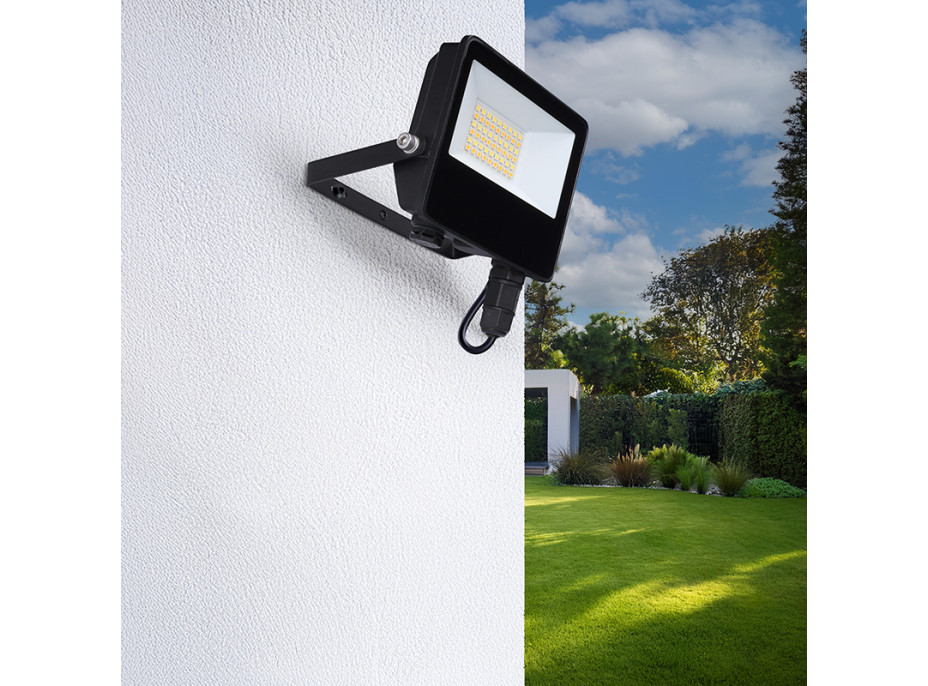 Solight LED reflektor TOP, 20W, max. 2600lm, 3CCT, volitený výkon 100/50%, IP65, rychlokonektor