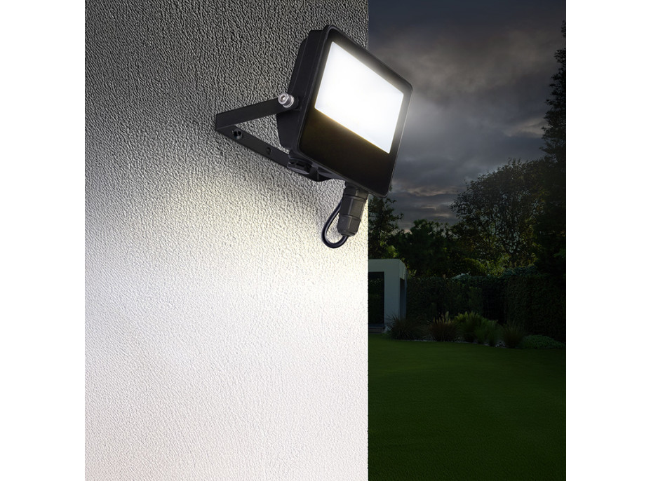 Solight LED reflektor TOP, 20W, max. 2600lm, 3CCT, volitený výkon 100/50%, IP65, rychlokonektor