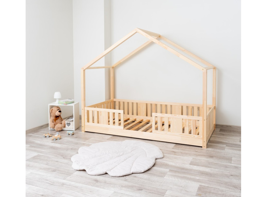 Dětská domečková Montessori postel z masivu borovice NIKO S - 200x90 cm
