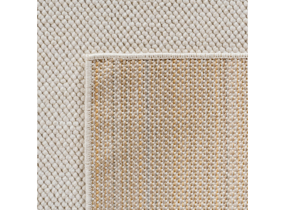 Kusový koberec Helix 2200 cream