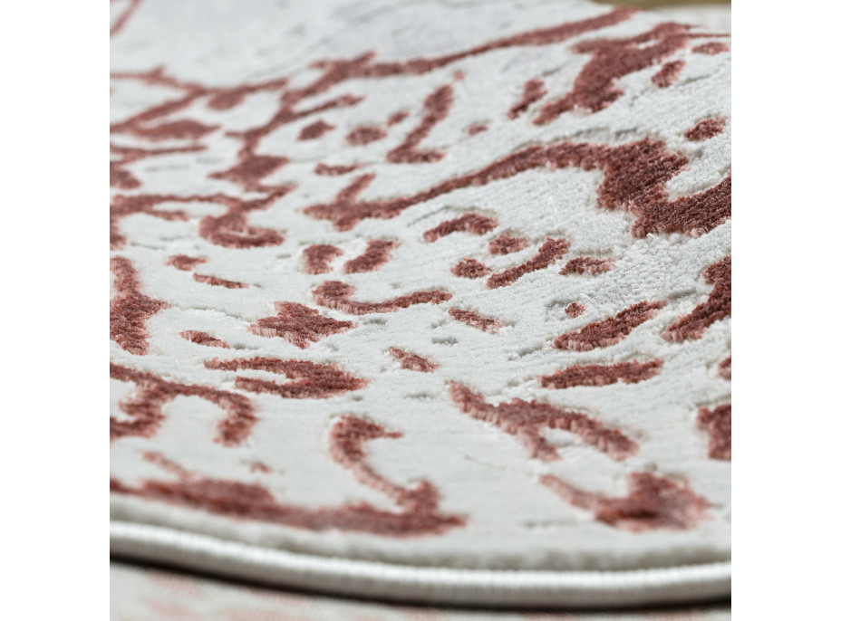 Kusový koberec Allure 1961 white/pink