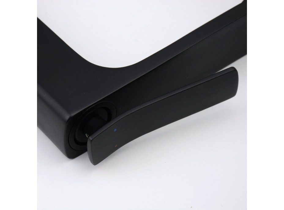 Umyvadlová baterie MAXMAX Rea SONIC black HIGH