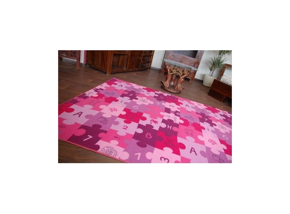 Dětský koberec PUZZLE růžový