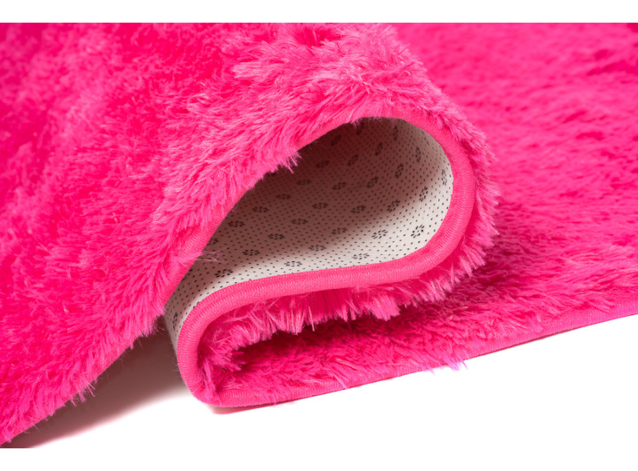 Plyšový koberec TOP - TMAVĚ RŮŽOVÝ