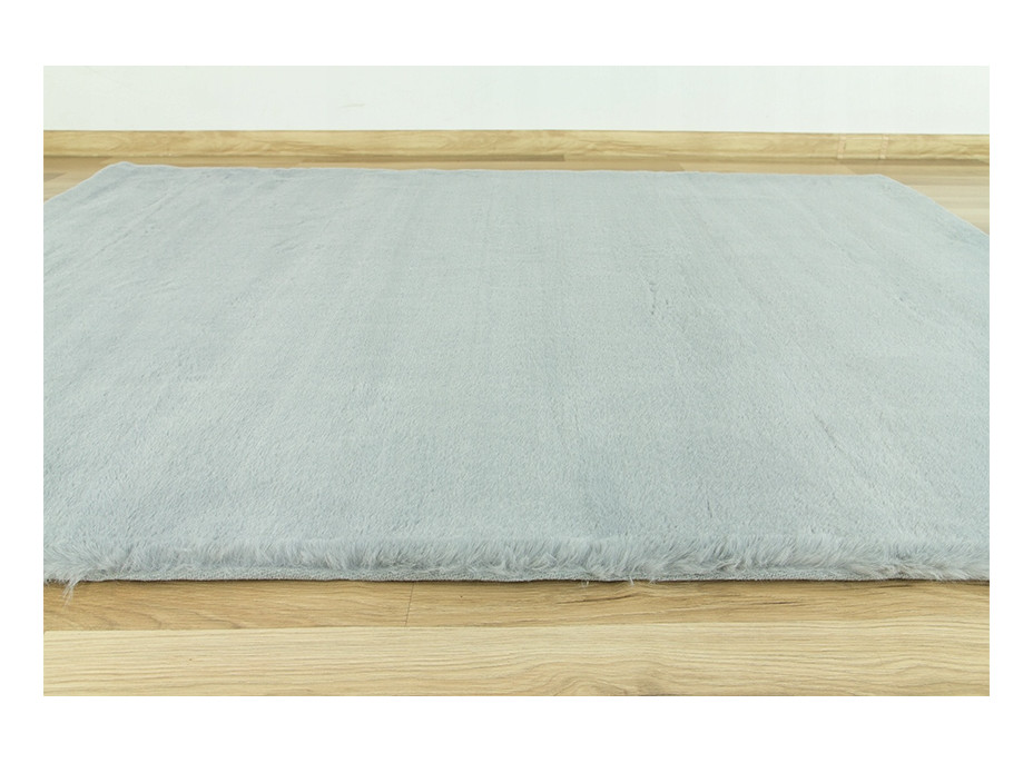 Kusový koberec CHRISTIANIA - světle šedý - imitace králičí kožešiny
