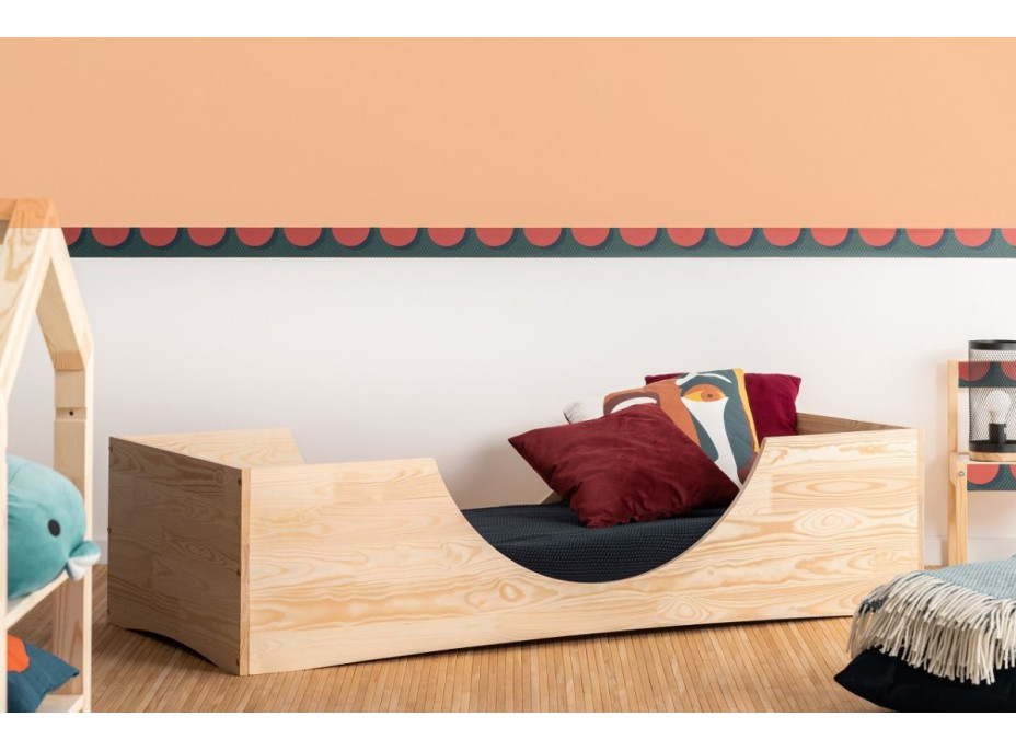 Dětská designová postel z masivu PEPE 2 - 200x100 cm