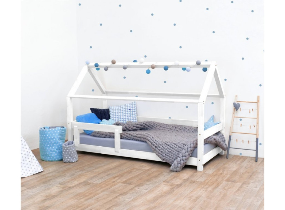 Dětská domečková postel z masivu 180x80 cm TEREZA se zábranami