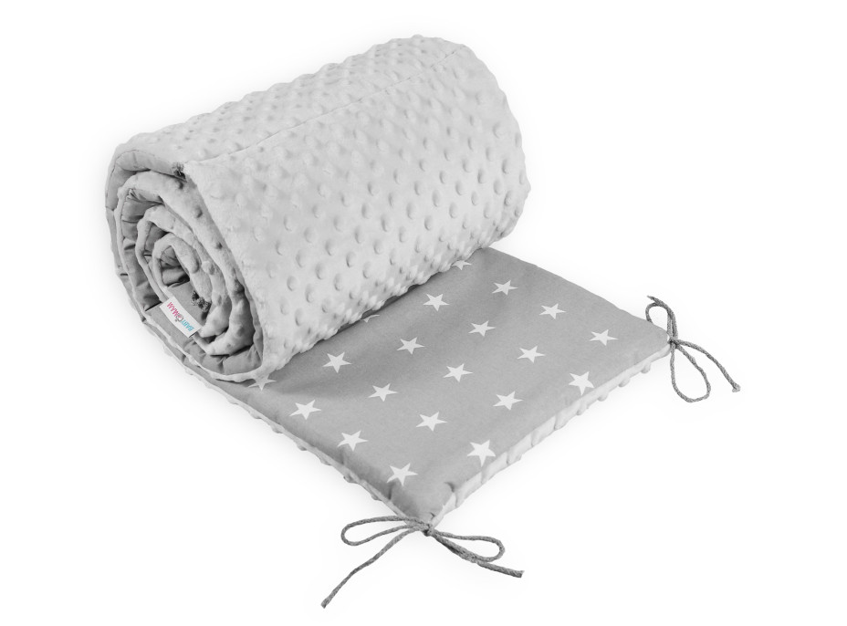 Ochranný mantinel do postýlky 180x30 cm BABYMAM PREMIUM - Malé bílé hvězdičky s šedou minky
