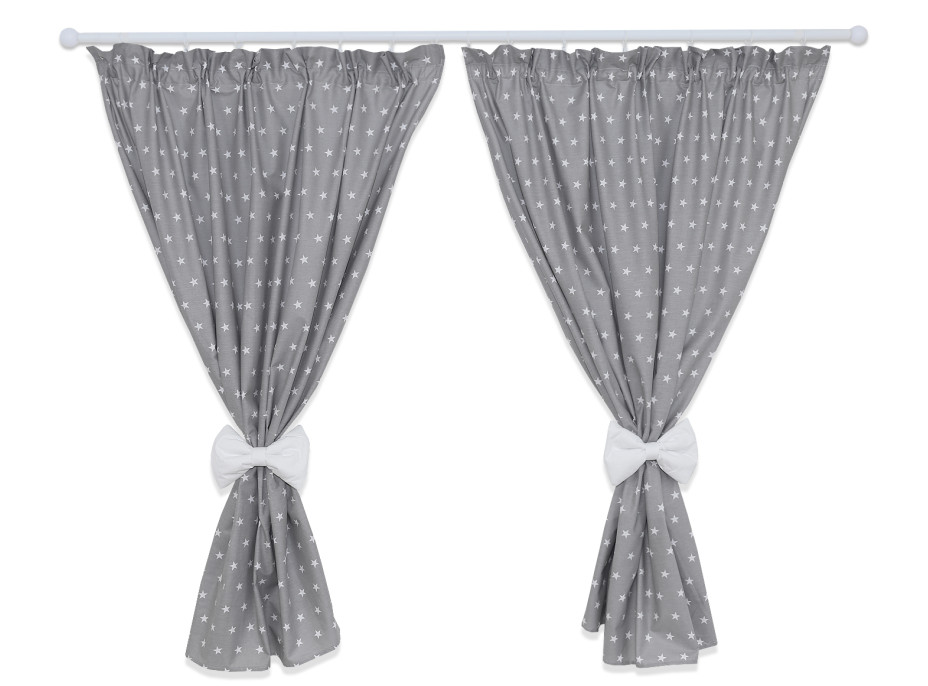 Dětský bavlněný závěs 155x150 cm BABYMAM PREMIUM s mašlí - sada 2 ks - Malé bílé hvězdičky s šedou