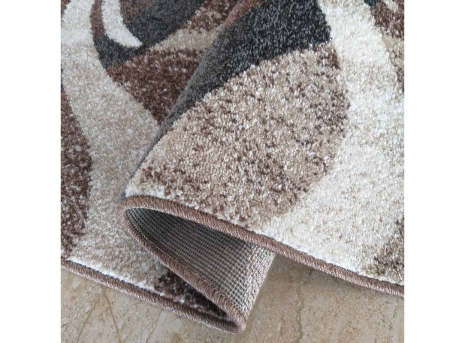 Kusový koberec WAVE - hnědý