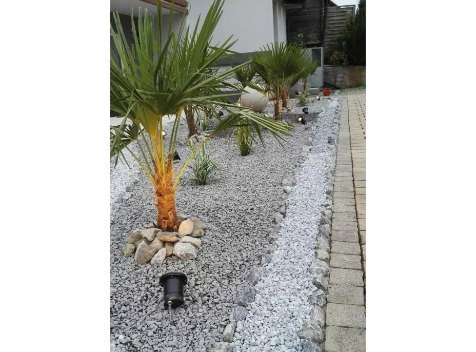 Zahradní reflektorová lampa SPOT - GU10 - IP65 - černá