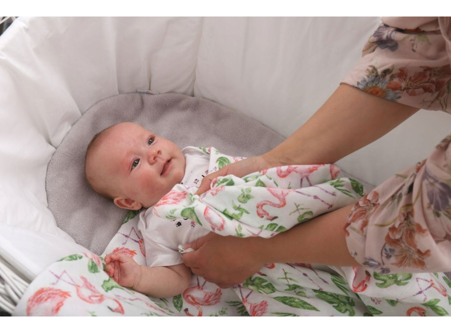 Dětská mušelínová plenka (zavinovačka) BABYMAM PREMIUM 120x120 cm - Plameňáci