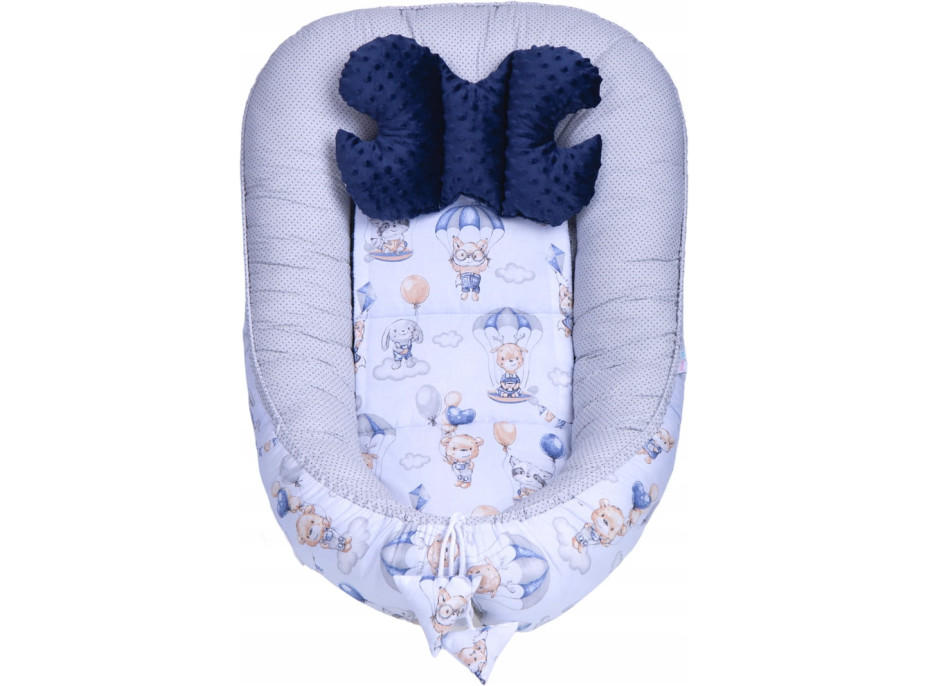 Oboustranné hnízdečko (kokon) pro miminko - BABYMAM PREMIUM set 7v1 - Procházka v oblacích s tmavě modrou minky