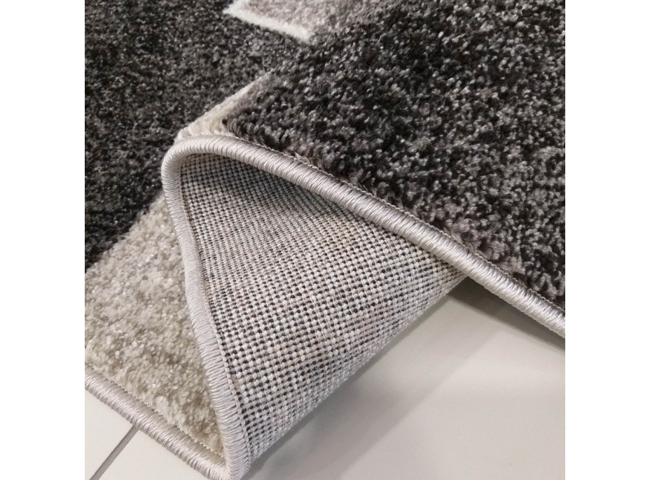 Kusový koberec PANNE čtverce - odstíny šedé 240x330cm