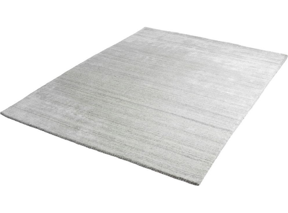 Ručně tkaný kusový koberec Legend of Obsession 330 Silver