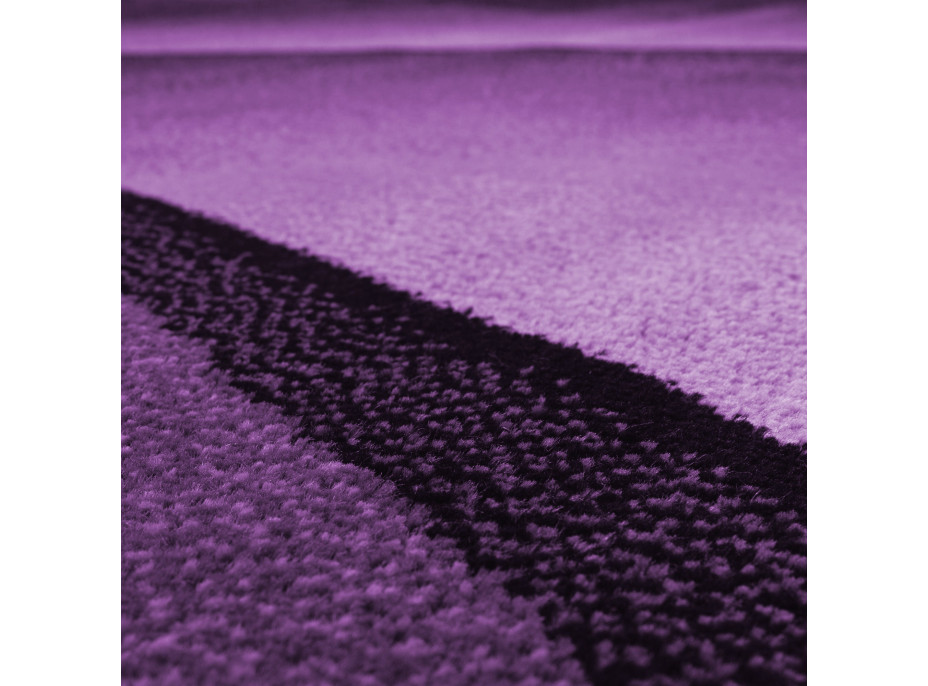 Kusový koberec Plus 8010 lila